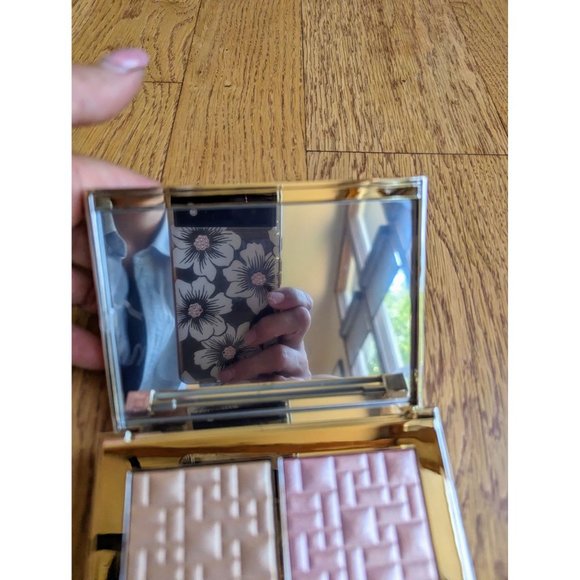 NWOT Bobbi Brown Highlight & Glow Highlighting Powder Duo - Picture 9 of 9